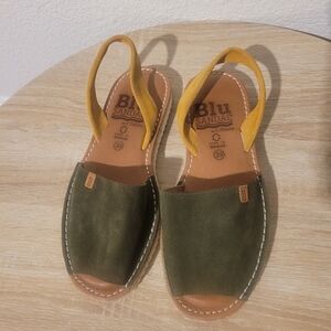Blu Sandal, size 39 or 8.5